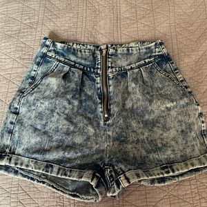 High waisted retro jean shorts
